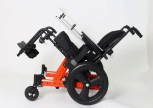 Silla de Ruedas Postural de Aluminio con Sistema Tilt a Medida